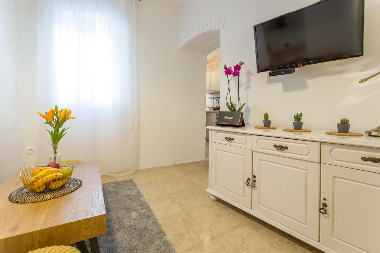 Lola Apartments - Zf Hvar Hvar Town Extérieur photo